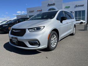 Exterior image of the 2026 Chrysler Pacifica on the lot