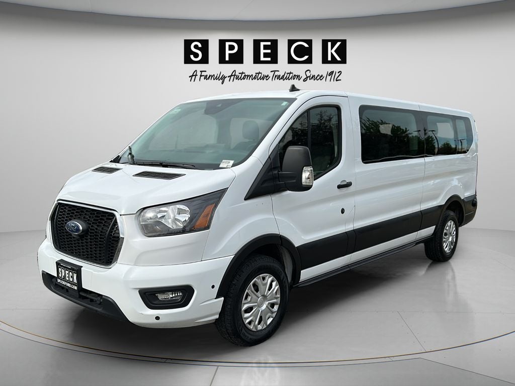 2024 Ford Transit Wagon XLT