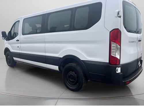 2022 Ford Transit Wagon XLT