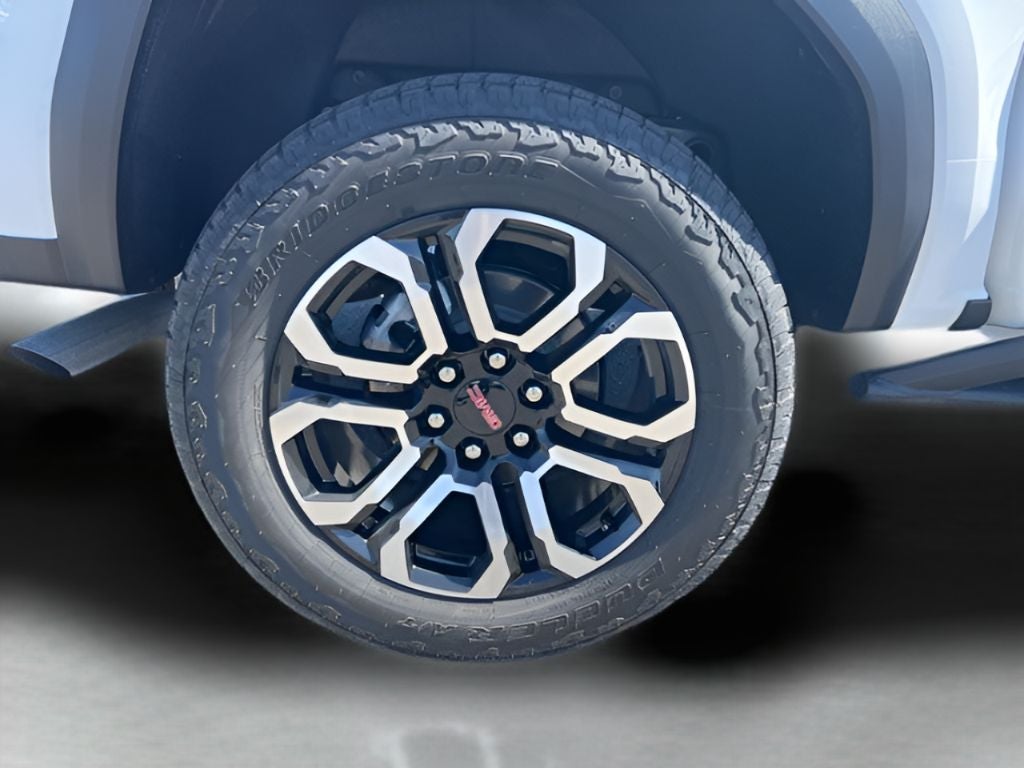 2025 GMC Canyon 4WD AT4