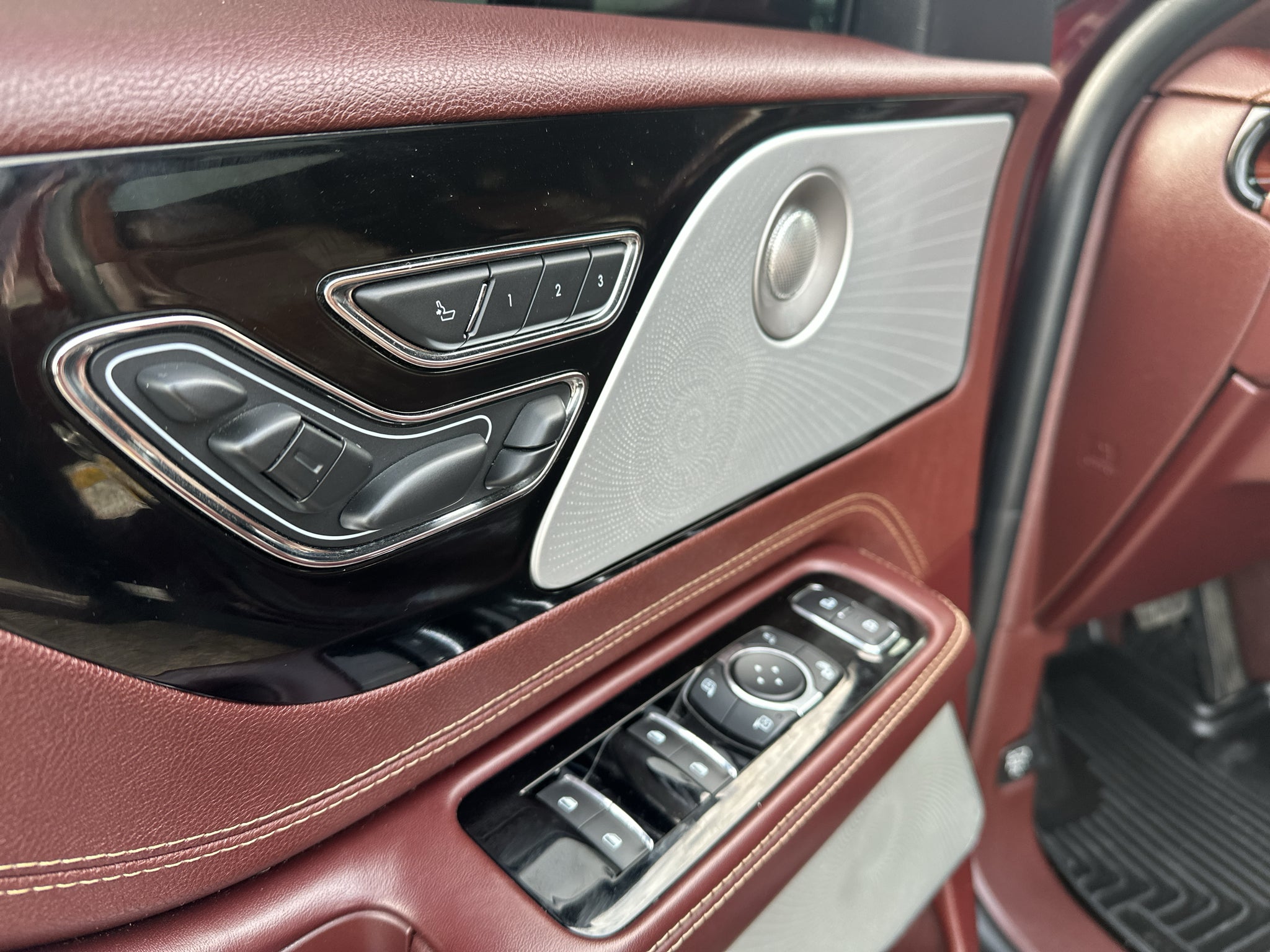 2020 Lincoln Aviator Black Label