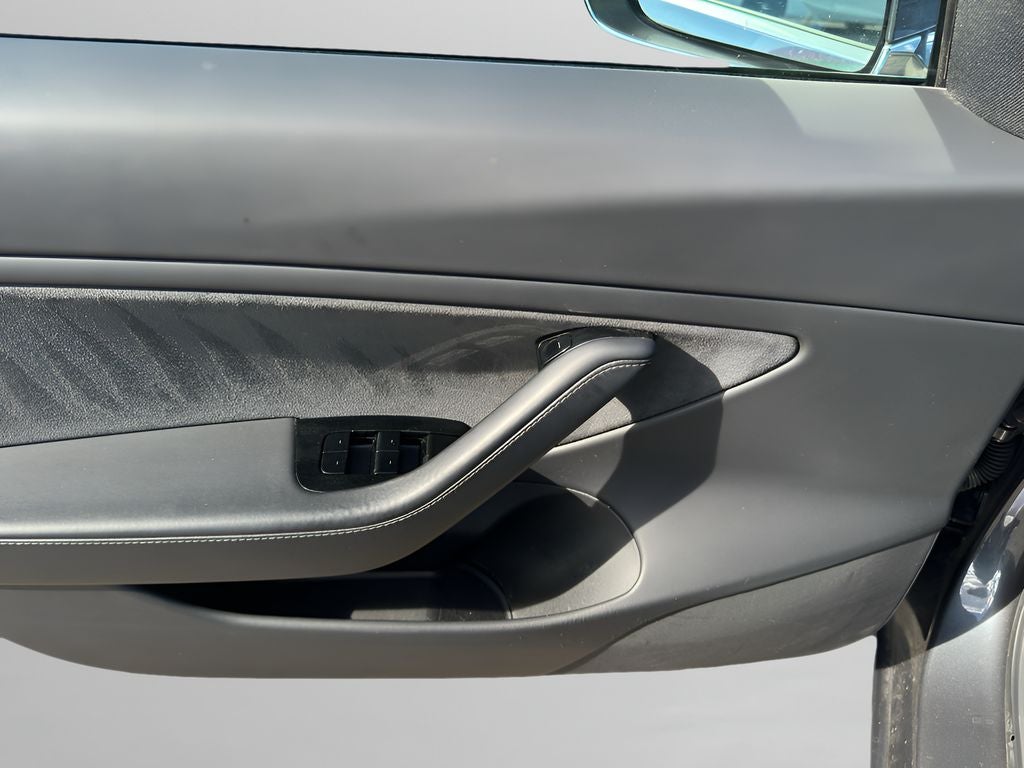 2019 Tesla Model 3 Mid Range
