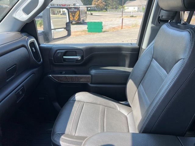 2023 GMC Sierra 3500 HD Denali