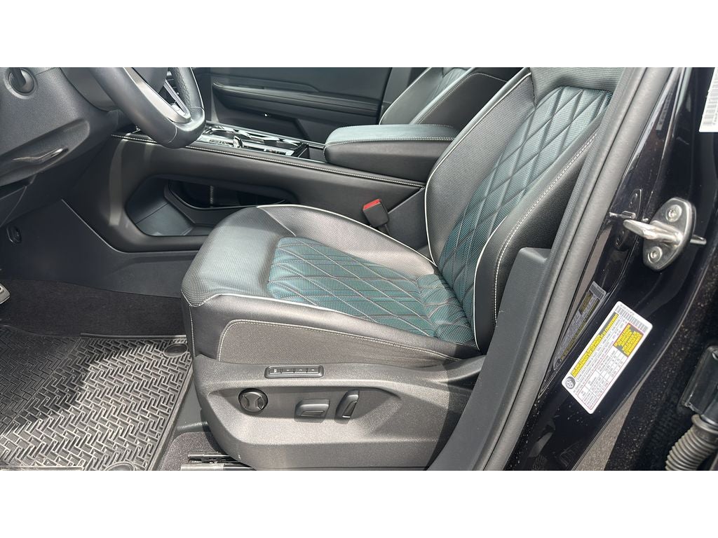 2024 Volkswagen Atlas Cross Sport 2.0T SEL Premium R-Line