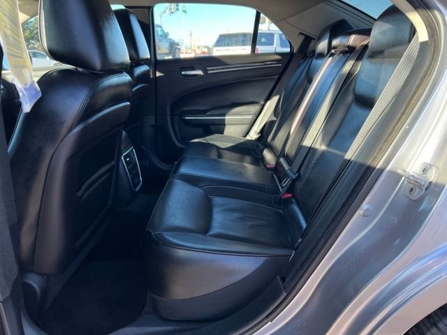 2017 Chrysler 300 300C