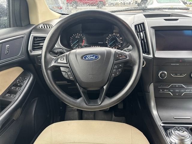 2020 Ford Edge SE