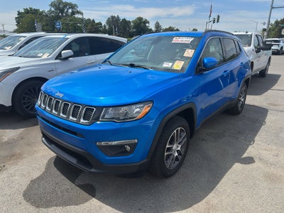 2020 Jeep Compass Latitude w/Sun/Wheel Pkg