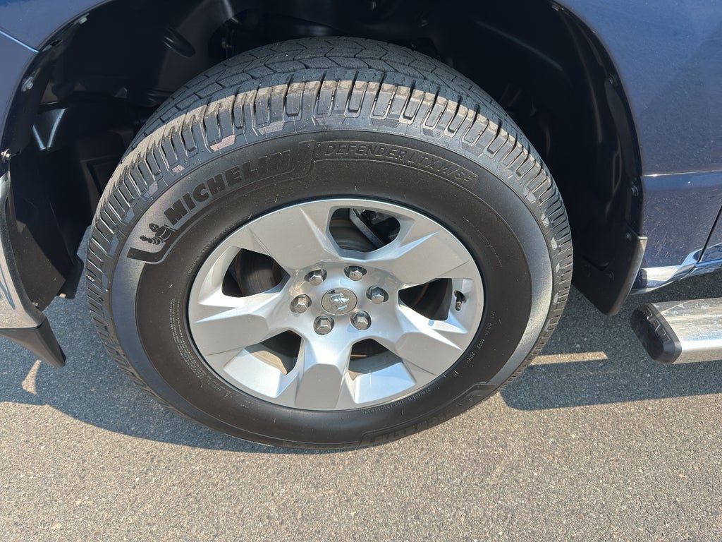 2019 RAM 1500 Big Horn/Lone Star Crew Cab 4x4 6'4" Box