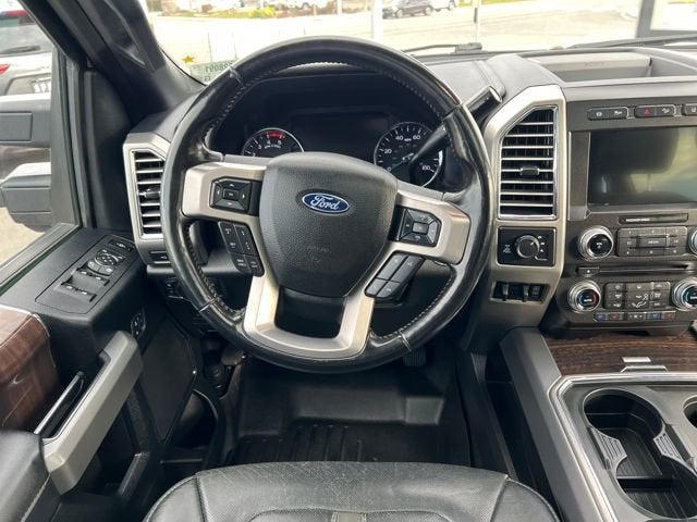 2017 Ford Super Duty F-350 SRW Platinum