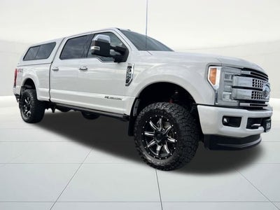 2017 Ford Super Duty F-350 SRW Platinum