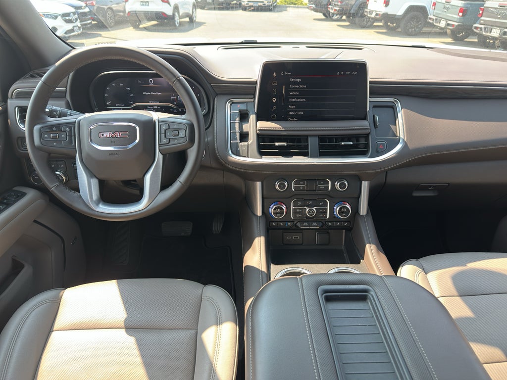 2023 GMC Yukon SLT