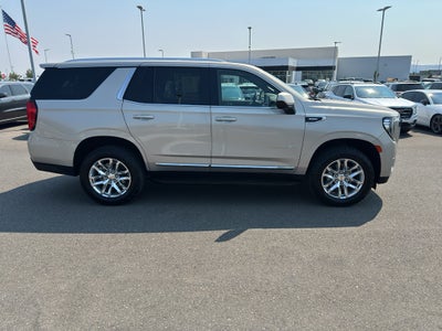 2023 GMC Yukon SLT