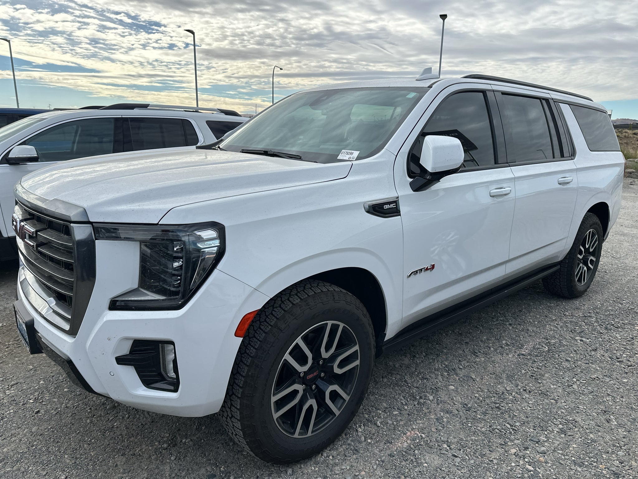 2021 GMC Yukon XL AT4