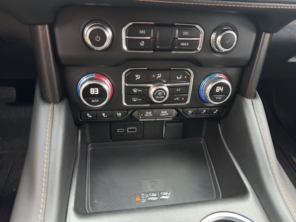 2024 GMC Yukon XL AT4
