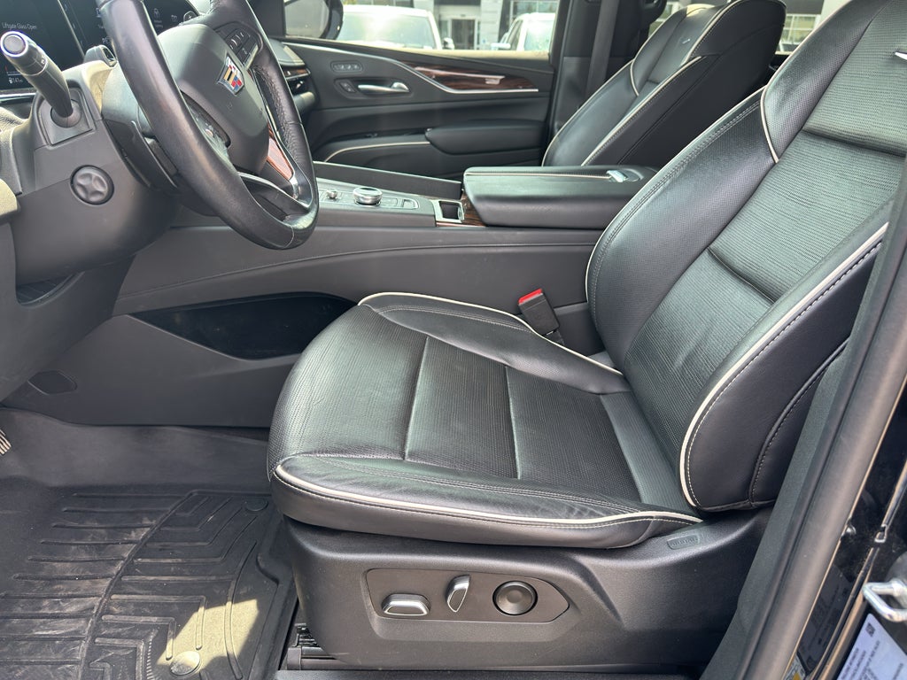 2022 Cadillac Escalade Premium Luxury