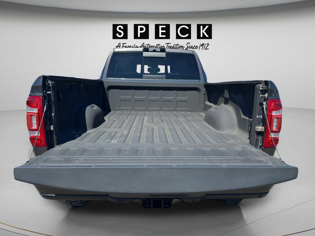 2023 RAM 3500 Laramie Crew Cab 4x4 8' Box