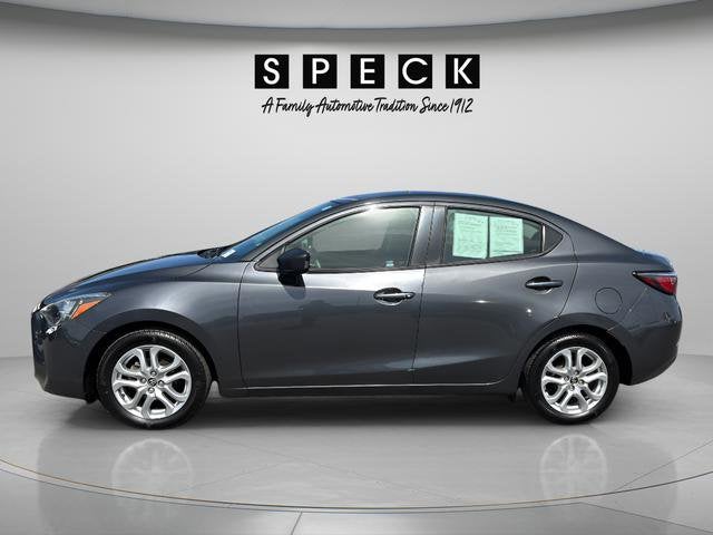 2018 Toyota Yaris iA Manual (Natl)