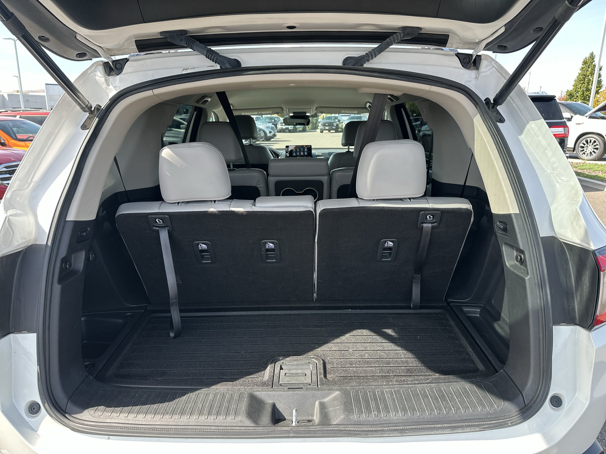 2023 Honda Pilot AWD EX-L 8 Passenger