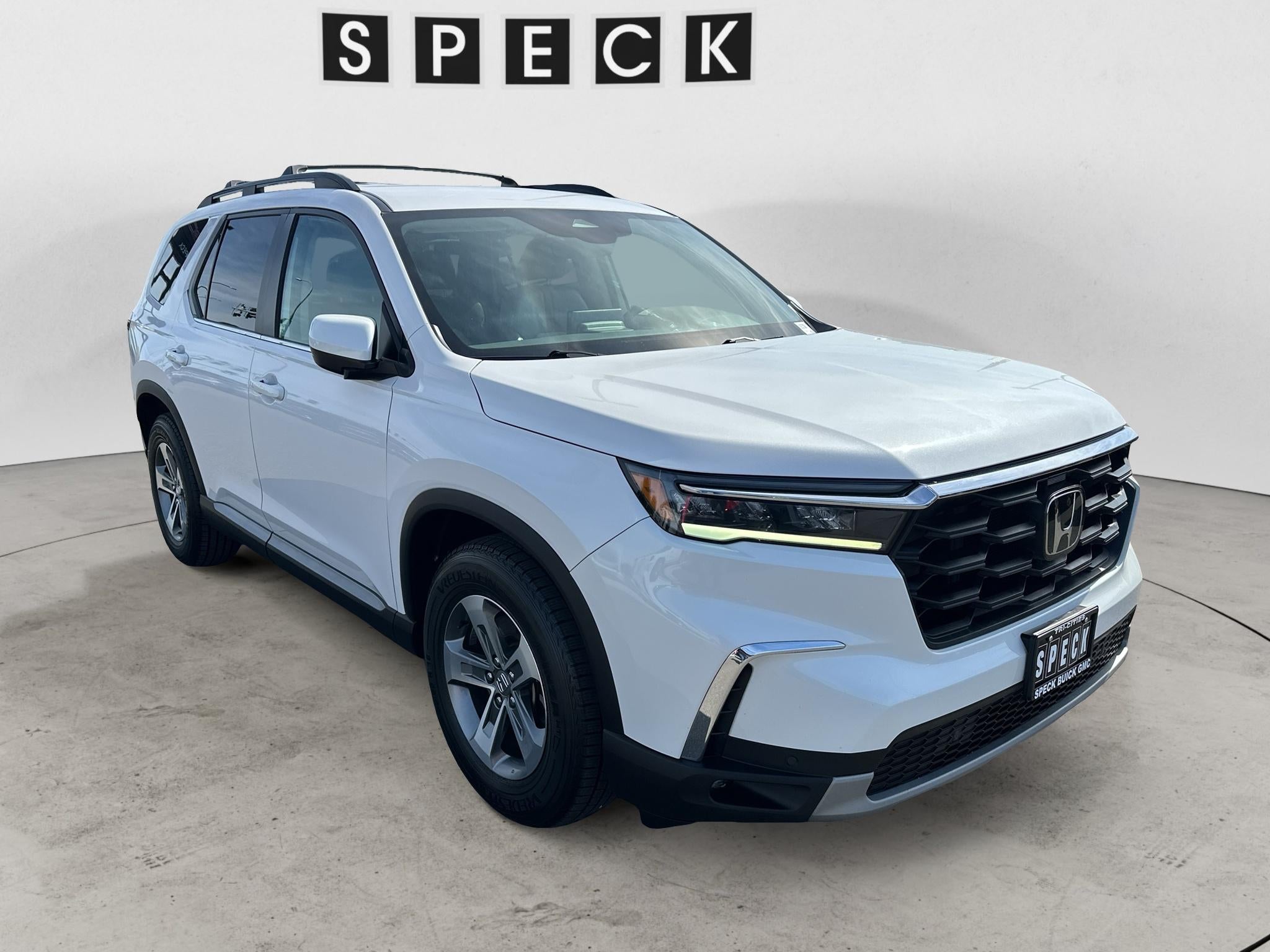 2023 Honda Pilot AWD EX-L 8 Passenger
