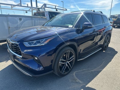 2022 Toyota Highlander Platinum