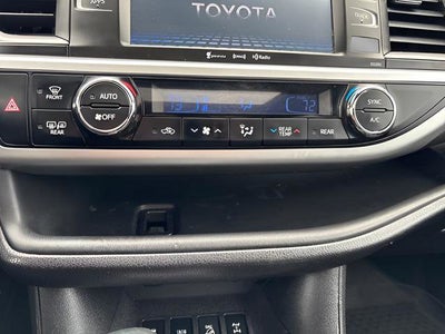 2019 Toyota Highlander SE