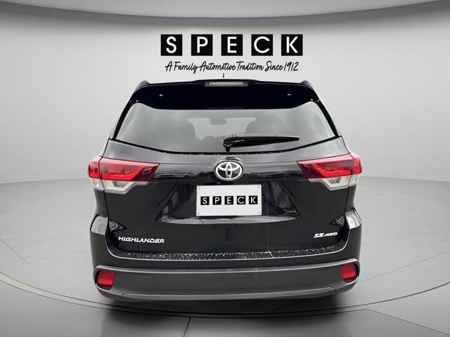 2019 Toyota Highlander SE