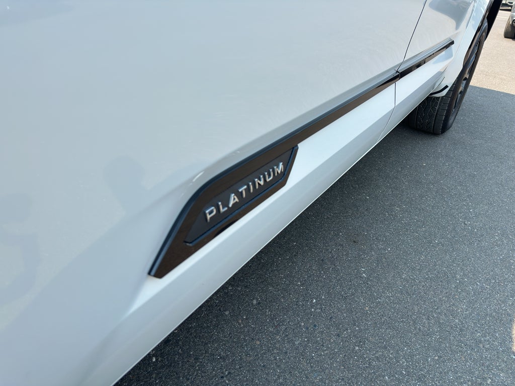 2024 Toyota Tundra Hybrid Platinum 4WD