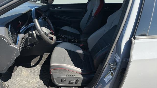 2024 Volkswagen Golf GTI SE