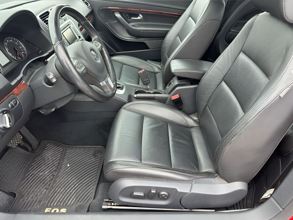 2012 Volkswagen Eos Lux
