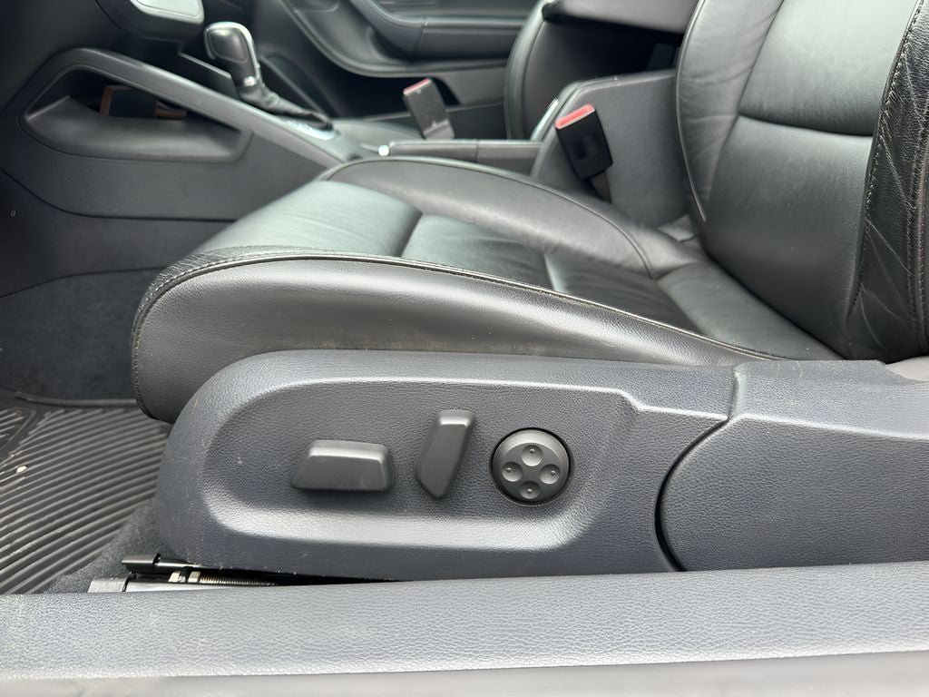 2012 Volkswagen Eos Lux