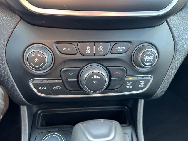 2019 Jeep Cherokee Latitude