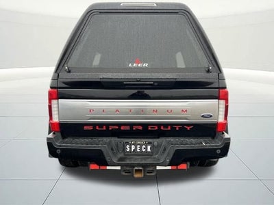 2017 Ford Super Duty F-350 DRW Lariat