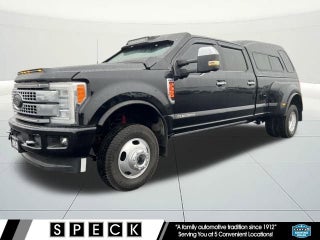 2017 Ford Super Duty F-350 DRW Lariat