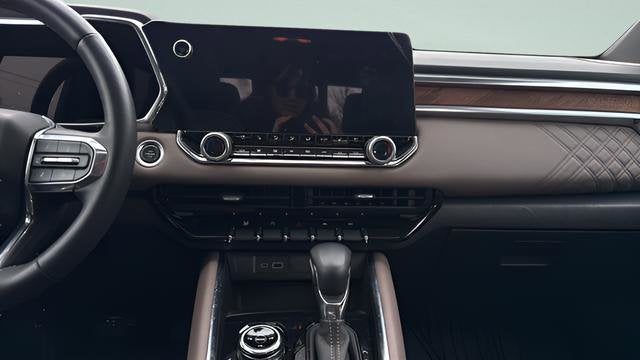 2024 GMC Canyon Denali