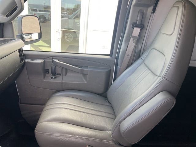 2023 GMC Savana Cargo 2500 Work Van