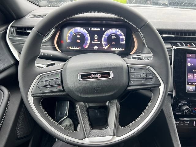 2025 Jeep Grand Cherokee GRAND CHEROKEE LAREDO 4X4