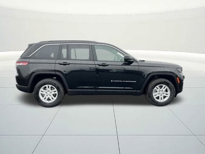 2025 Jeep Grand Cherokee GRAND CHEROKEE LAREDO 4X4