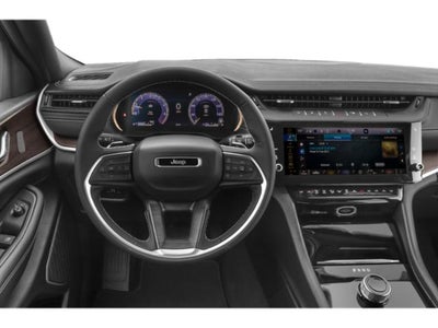 2026 Jeep Grand Cherokee Laredo 4x4