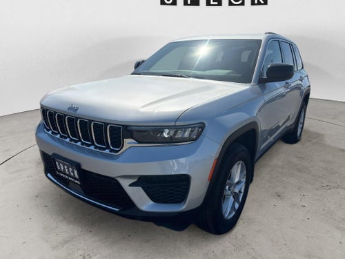 2026 Jeep Grand Cherokee GRAND CHEROKEE LAREDO X 4X4