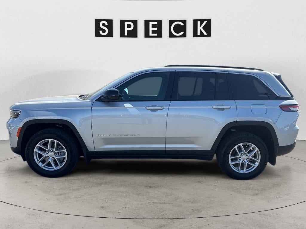 2026 Jeep Grand Cherokee GRAND CHEROKEE LAREDO X 4X4