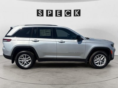 2026 Jeep Grand Cherokee GRAND CHEROKEE LAREDO X 4X4