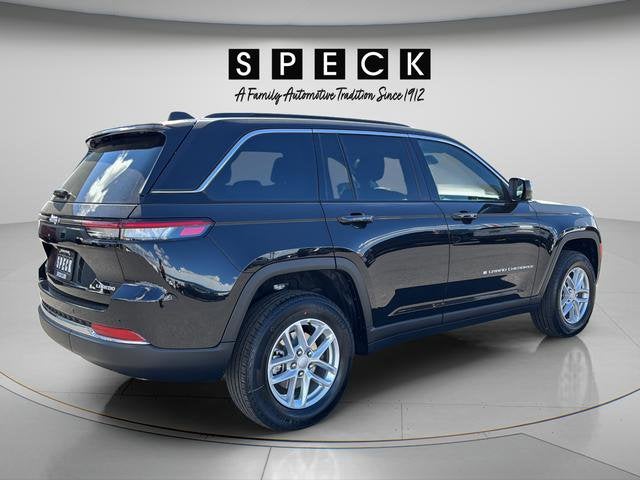 2026 Jeep Grand Cherokee GRAND CHEROKEE LAREDO 4X4