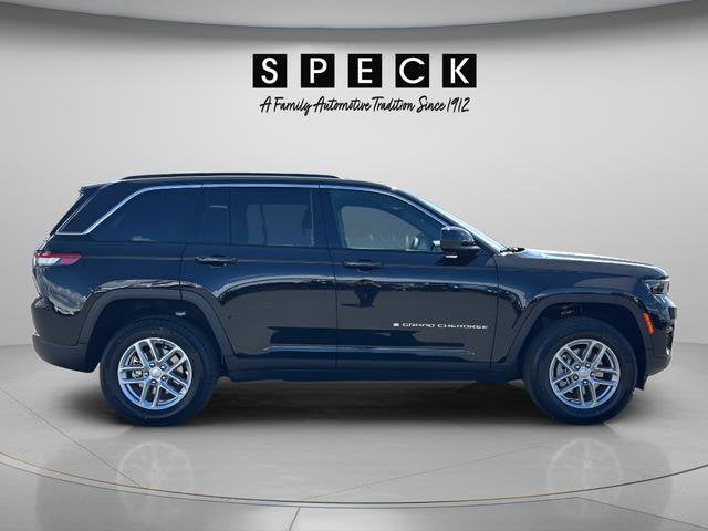 2026 Jeep Grand Cherokee GRAND CHEROKEE LAREDO 4X4
