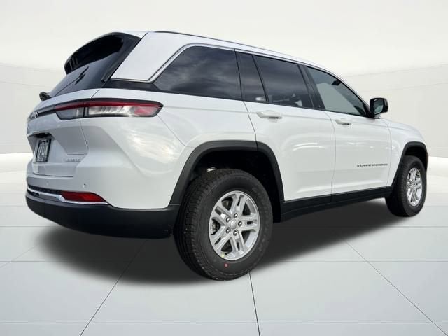2025 Jeep Grand Cherokee GRAND CHEROKEE LAREDO 4X4