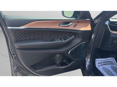 2026 Jeep Grand Cherokee Summit