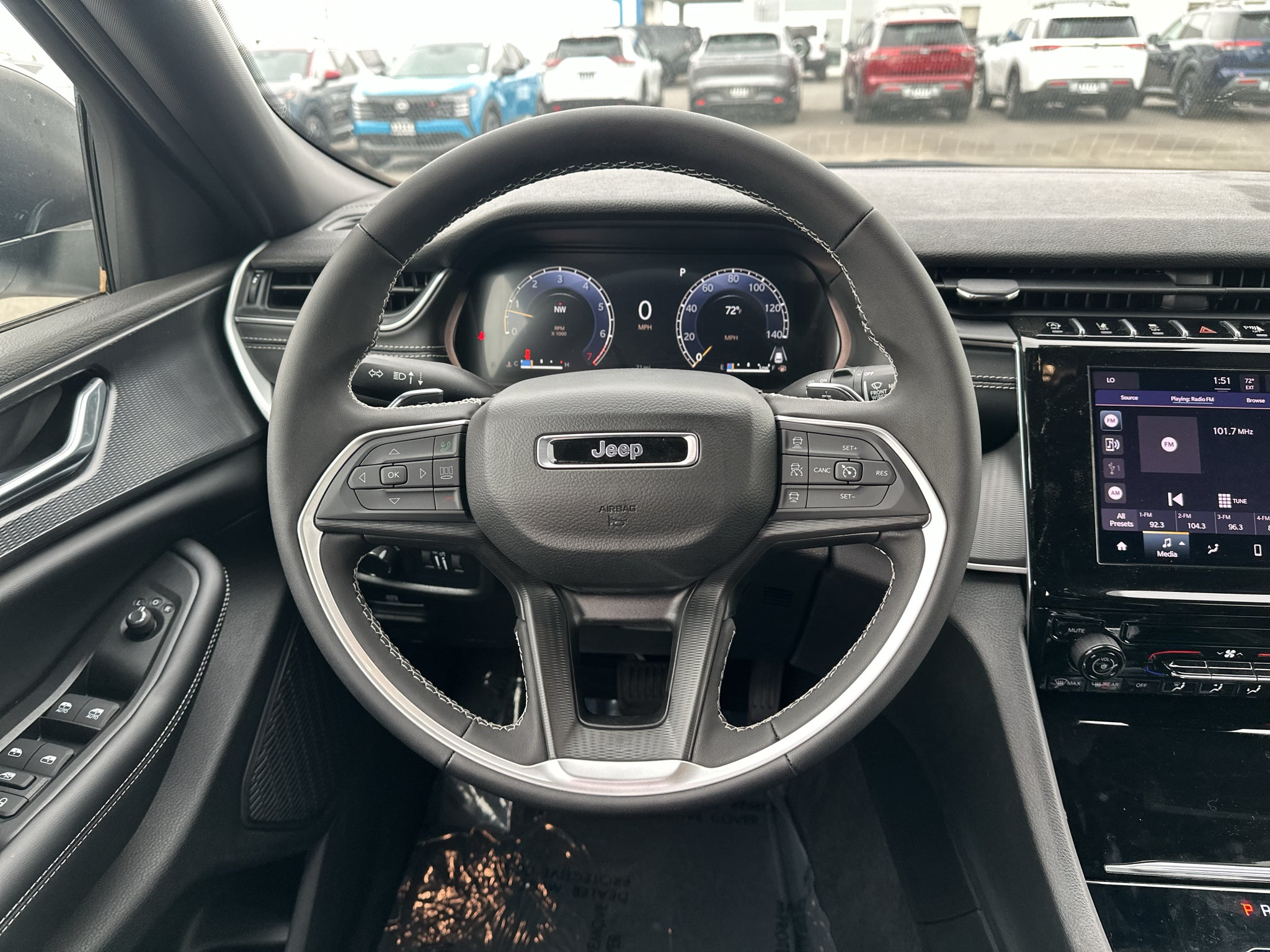 2026 Jeep Grand Cherokee GRAND CHEROKEE L LAREDO 4X4