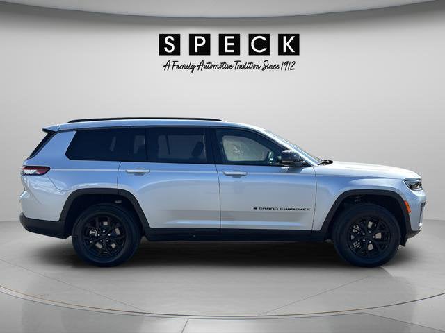 2026 Jeep Grand Cherokee GRAND CHEROKEE L LAREDO ALTITUDE 4X4