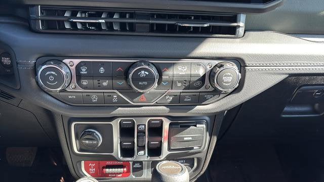 2026 Jeep Gladiator GLADIATOR MOJAVE X 4X4