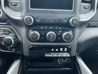 2020 RAM 1500 Big Horn Crew Cab 4x4 5'7' Box