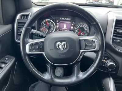 2020 RAM 1500 Big Horn Crew Cab 4x4 5'7' Box